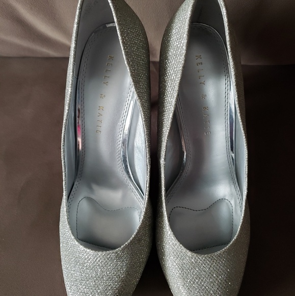 Kelly & Kattie 9-1/2 platform shoes - Picture 2 of 6